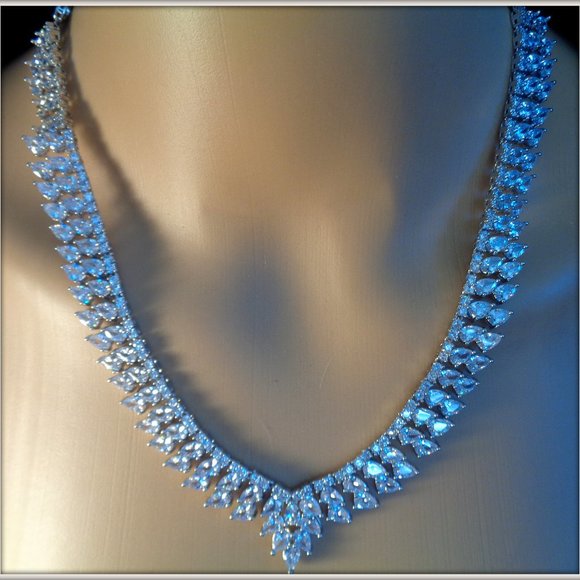 18K White Gold Plated Cubic Zirconia Crystal (AAA) Necklace  18k White Gold Over Magnificent AAA grade zircon gemstone Necklace Earring Set
